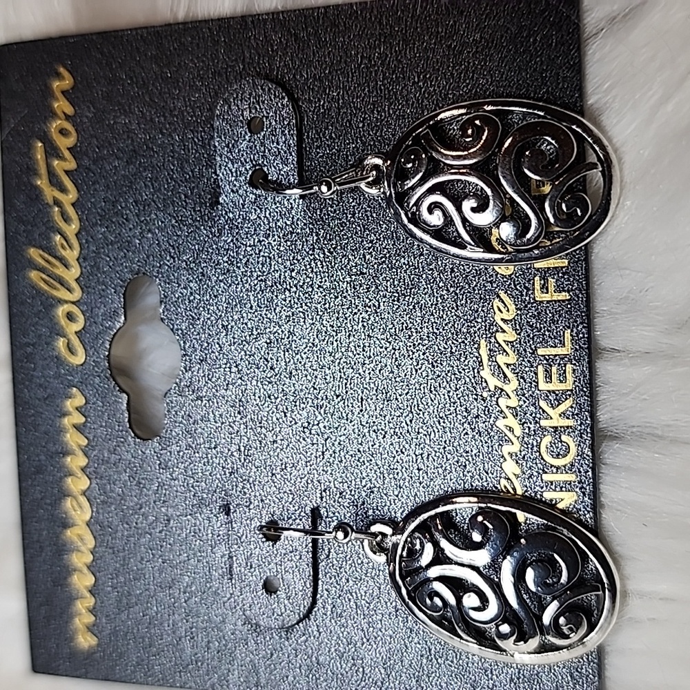 New Silver-Tone Filigree Dangle Earrings
